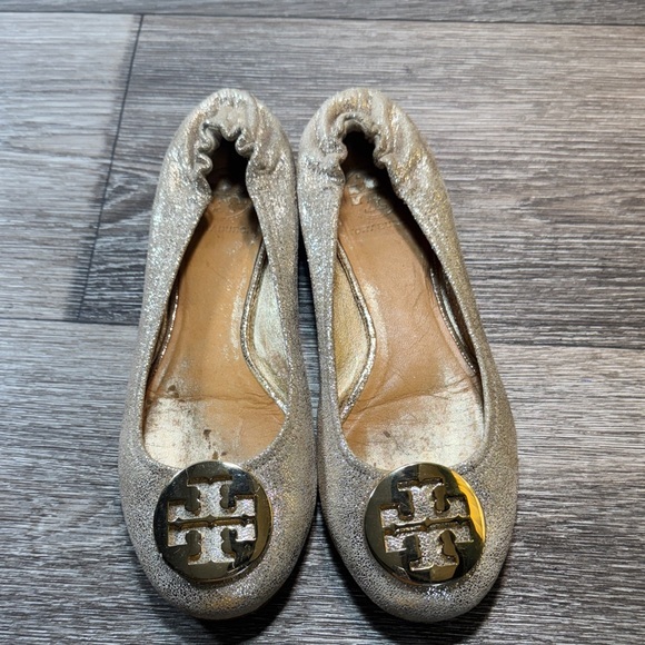 Tory Burch Shoes - Tory Burch Metallic gold flats woman’s 7.5 (s86)